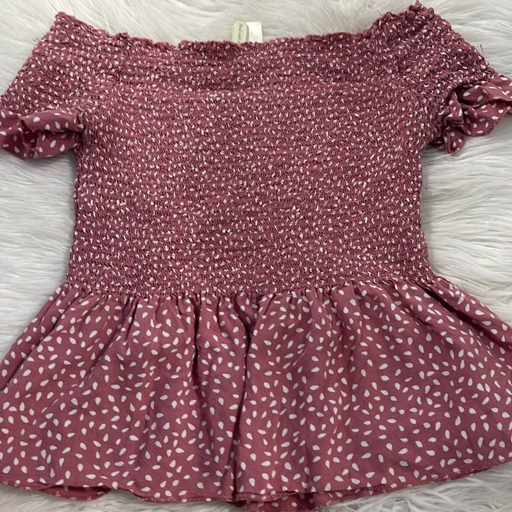 Brand: Japna Size:S Colors:white pink